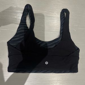 Lululemon Black/Black & Grey Striped Align Reversible Sports Bra - Size 8 -VGUC